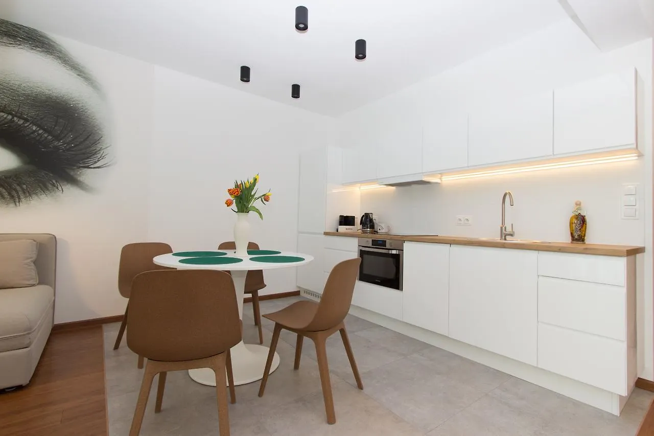 Lenzo Apartments Krakow Poland